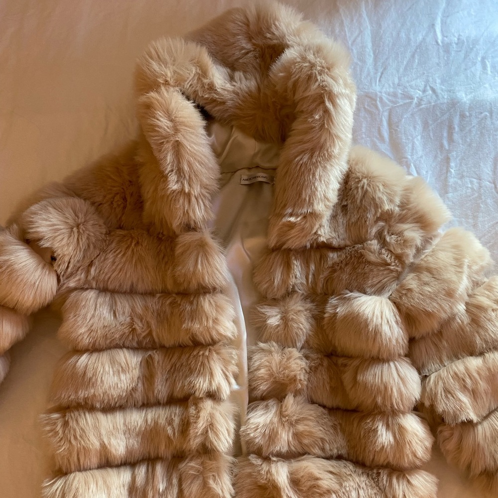 HOODED FAUX FUR COAT